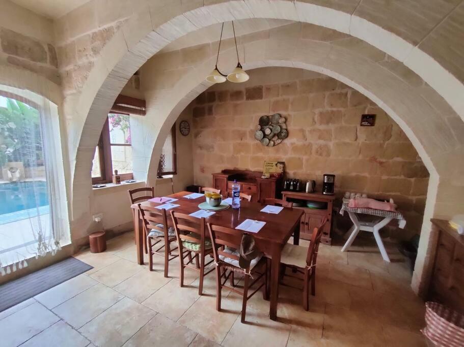 Charming In With Pool, Gozo-tripinngozo * Ghajn il-Kbira (Gozo)